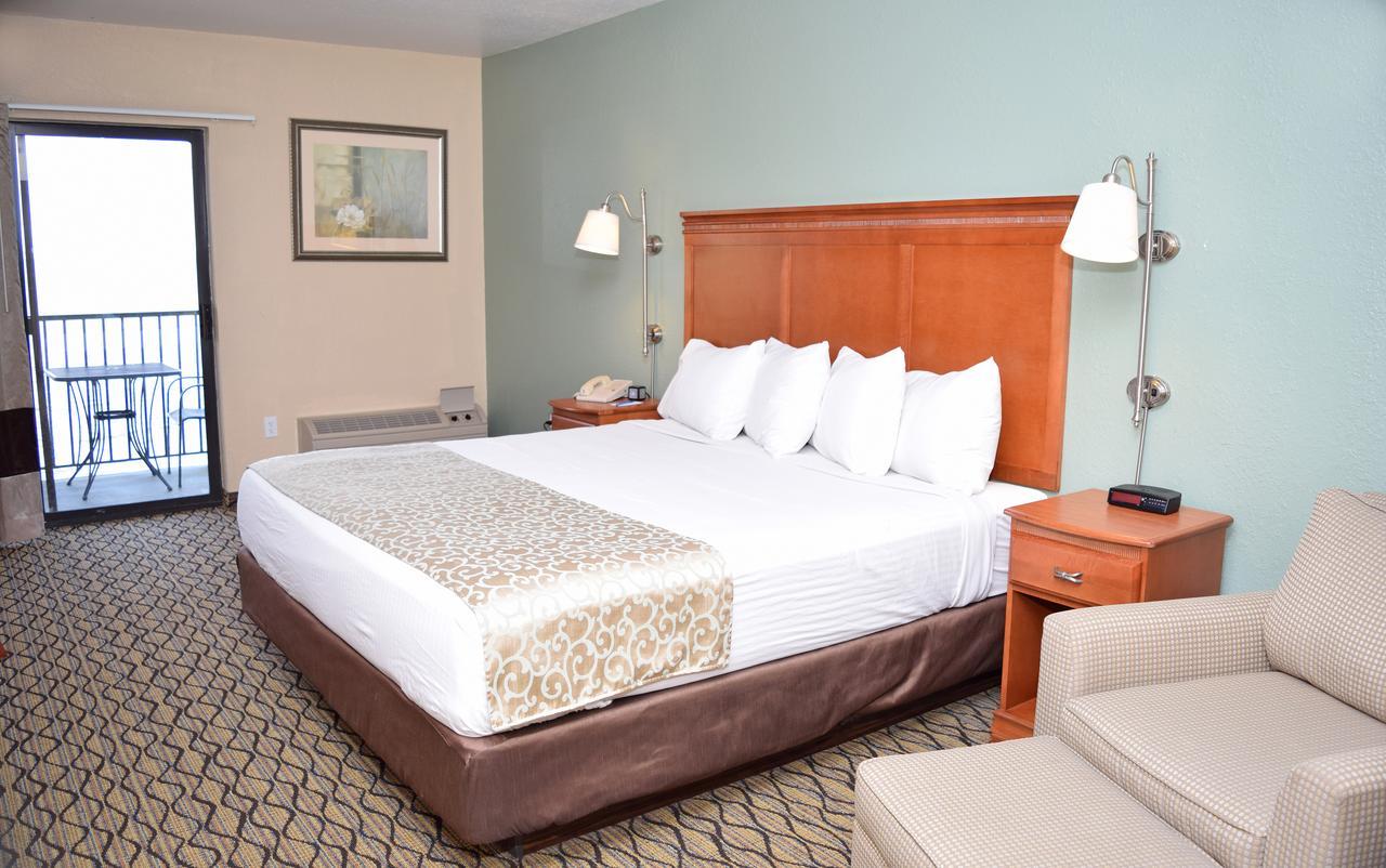 Beachfront Hotel ฮอตันเลค ภายนอก รูปภาพ
